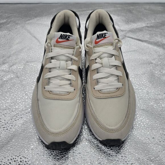 Nike Women's Waffle Debut Sneakers Beige Size 6.5 DH9523-102 Athletic Comfort - Picture 5 of 8